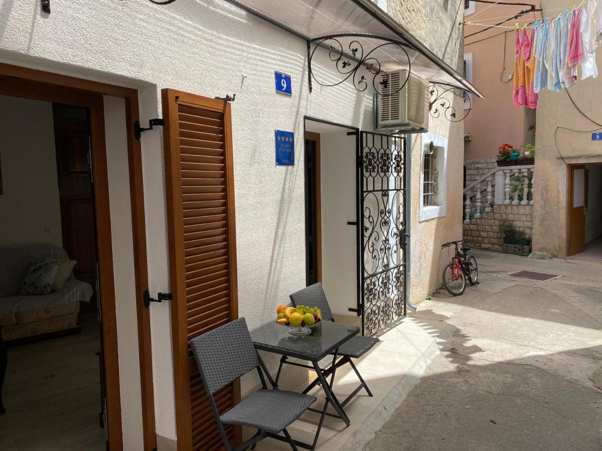San Nicolo Apartment *